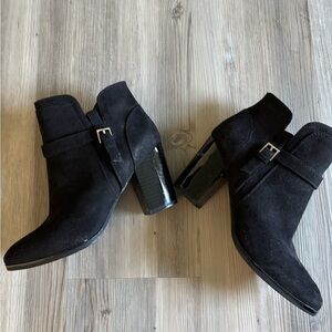 Kelly & Katie Black Ankle Booties with Chunky Heel